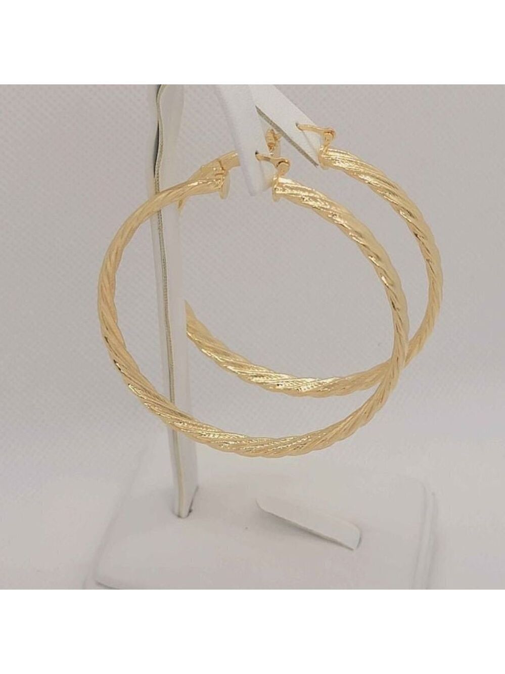 Brazilian 18k Gold Filled Earrings Hoops with Designs - Picture 1 of 5